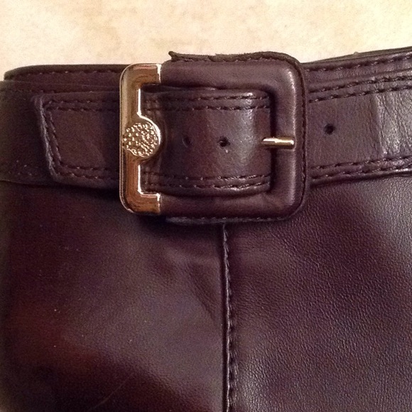 Vince Camuto  "Chrissa" leather ankle booties - Picture 4 of 4